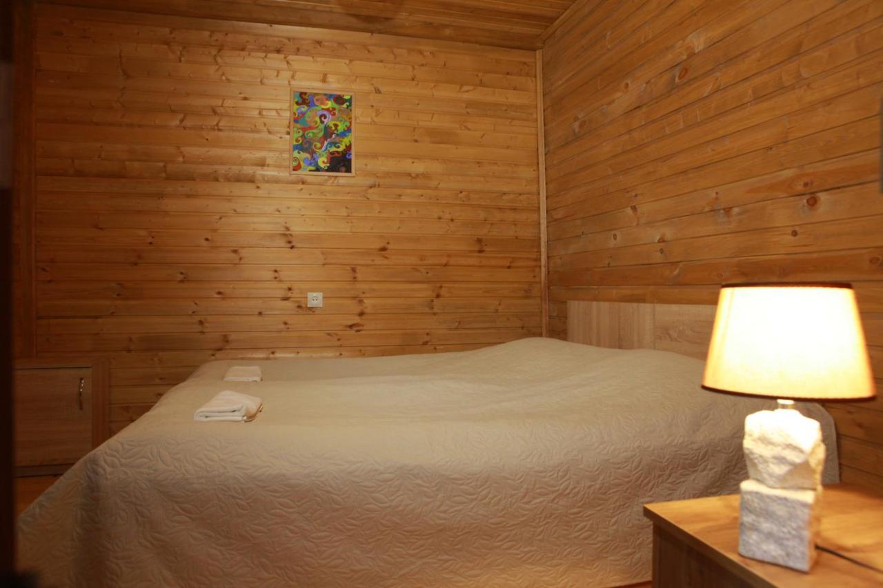 Cottage Woodside Местія Екстер'єр фото