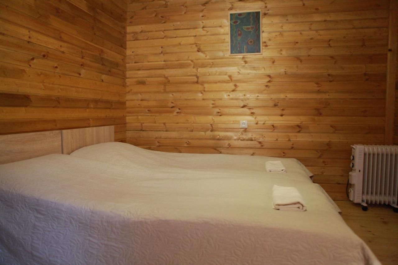 Cottage Woodside Местія Екстер'єр фото