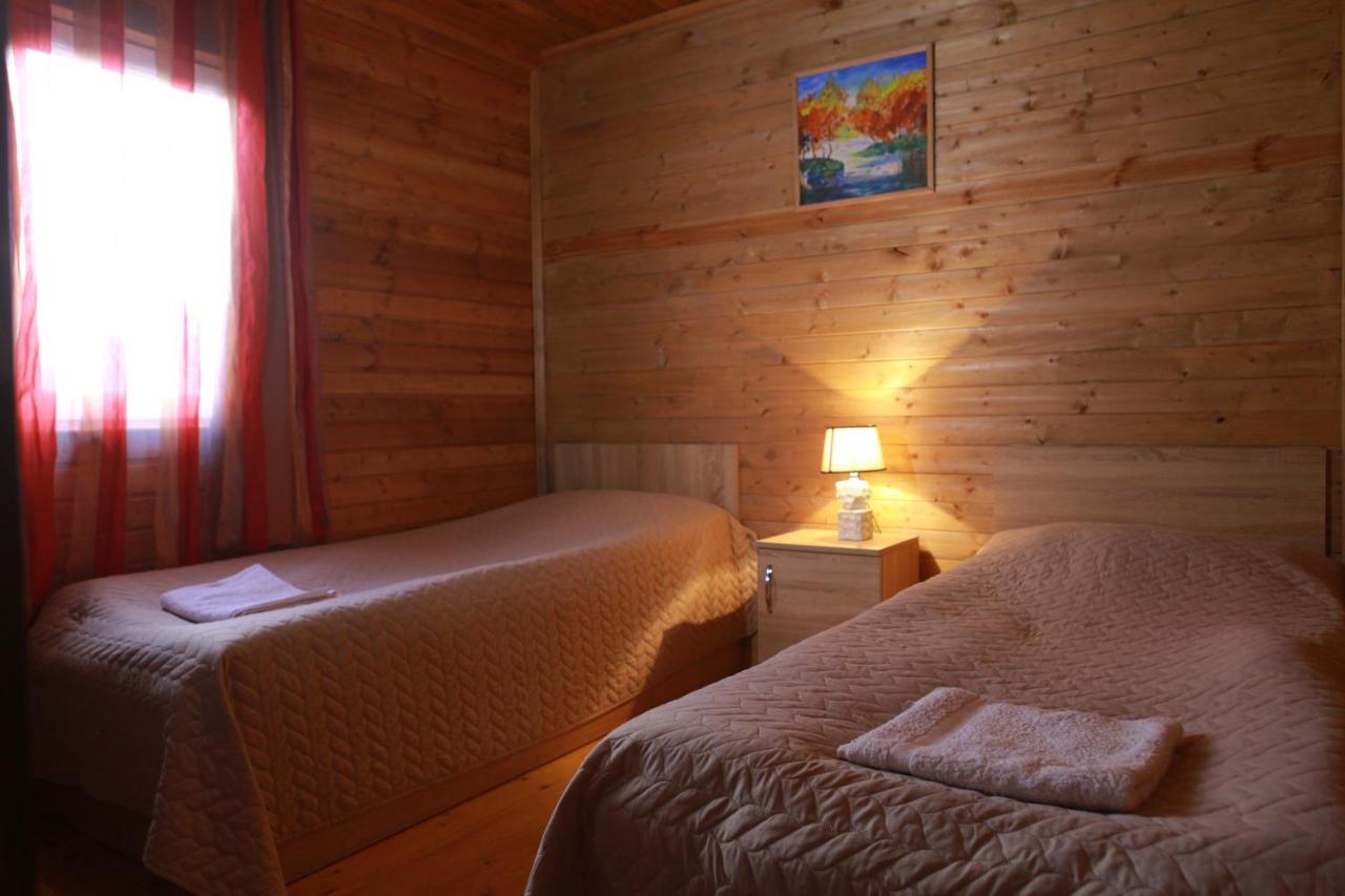 Cottage Woodside Местія Екстер'єр фото