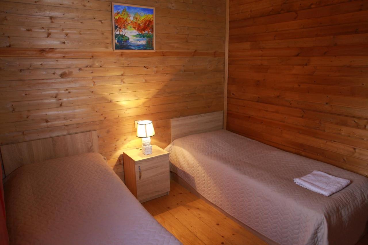 Cottage Woodside Местія Екстер'єр фото
