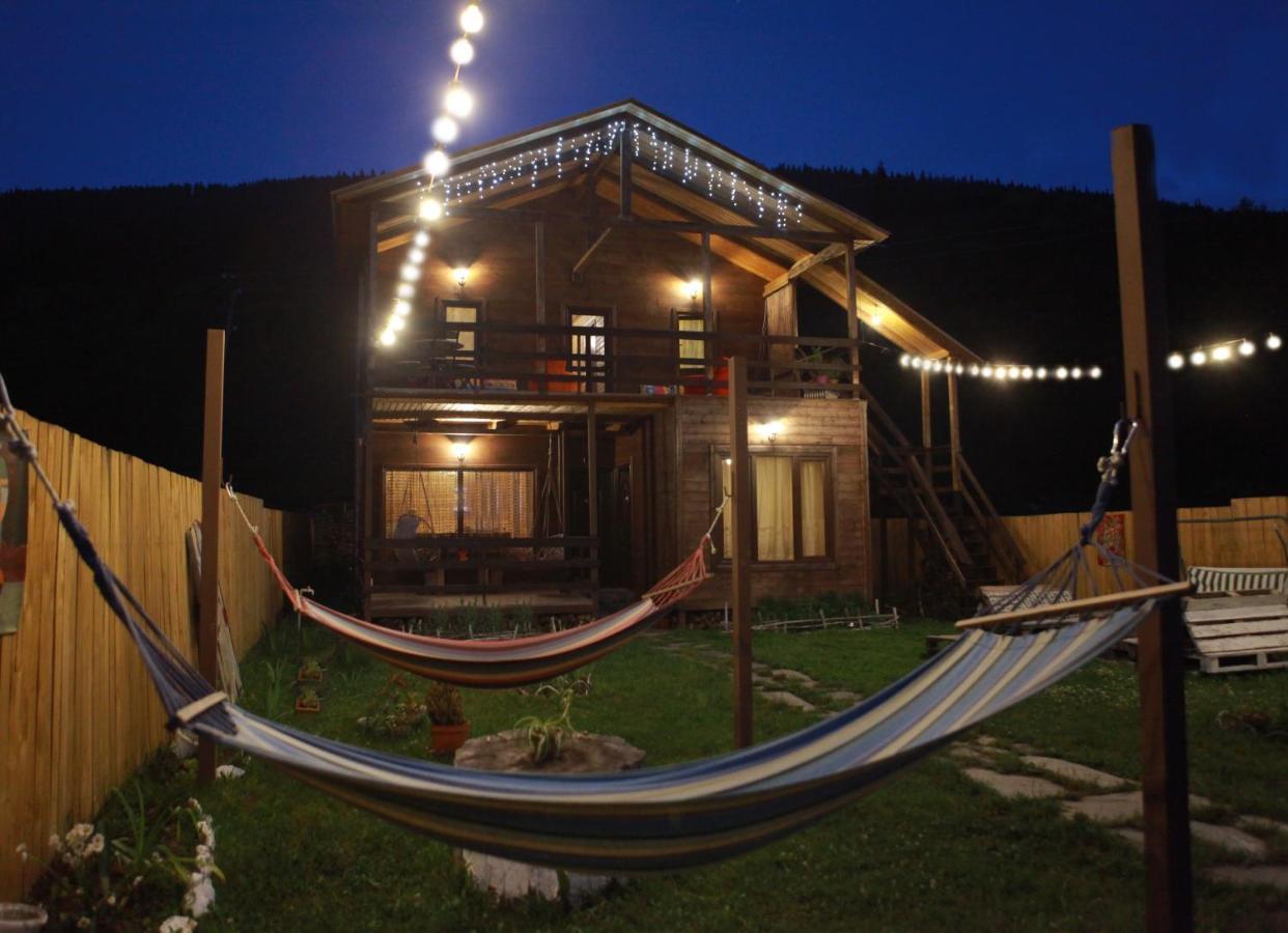 Cottage Woodside Местія Екстер'єр фото